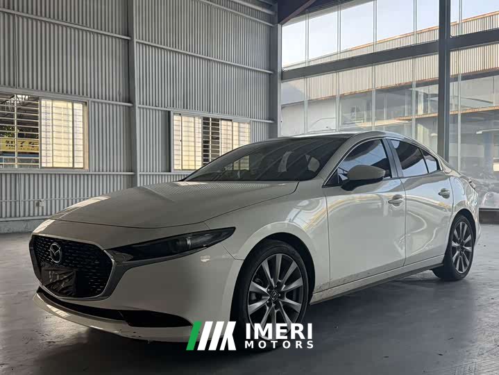 Mazda3 Axela 2.0L Automatic Luster Edition - ავტომობილი ჩინეთიდან