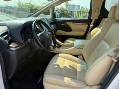 Toyota Alphard Hybrid 2.5L Luxury Edition - ფოტო 4