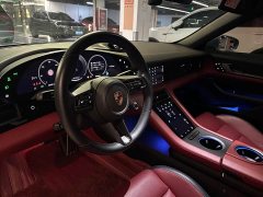Porsche Taycan 4 - ფოტო 10