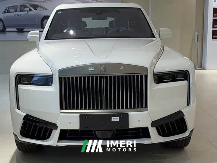 Rolls-Royce Cullinan Five-Seater - ავტომობილი ჩინეთიდან