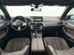 BMW 5 Series 530Li Premier M Sport Package - фото 5