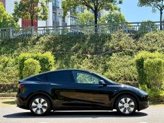 Tesla Model Y Facelift Rear-Wheel Drive - photo 4