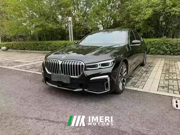 BMW 7 Series Facelift 740Li xDrive Executive M Sport Package - автомобиль из Китая