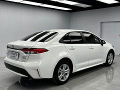 Toyota Corolla 1.8L CVT Luxury - фото 3