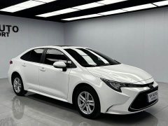 Toyota Corolla 1.8L CVT Luxury - фото 4
