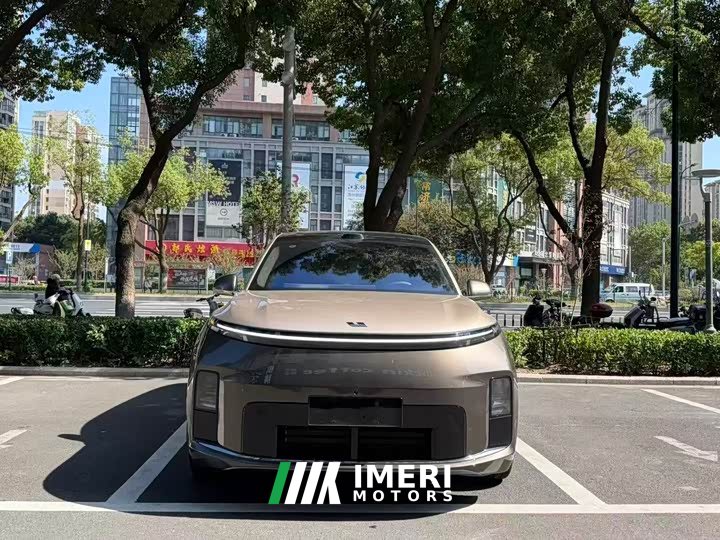 Li Auto L9 Livis - автомобиль из Китая