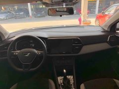 Volkswagen Jetta VS5 280TSI Automatic Aspiration Pro - photo 6