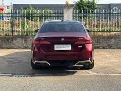 BMW 5 Series 530Li Luxury M Sport Package - фото 5