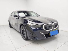 BMW 5 Series 530Li Luxury M Sport Package - фото 2