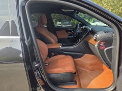 Mercedes-Benz GLC 300 L 4MATIC Dynamic 5-Seater - photo 17