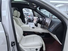 Li Auto L6 Pro - ფოტო 12