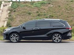 Toyota Grevias 2.5L Hybrid Flagship VIP Edition - photo 13