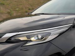 Toyota Grevias 2.5L Hybrid Flagship VIP Edition - photo 14
