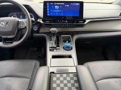 Toyota Grevias 2.5L Hybrid Flagship VIP Edition - photo 7
