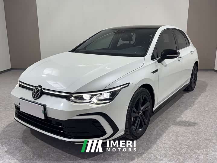 Volkswagen Golf 280TSI DSG R-Line - автомобиль из Китая