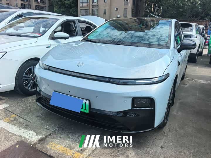 Leapmotor B01 650 Pleasure Edition - car from China