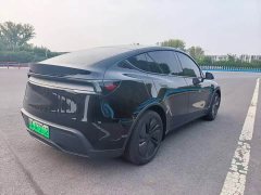 Tesla Model Y Long Range All-Wheel Drive Launch Edition - ფოტო 5
