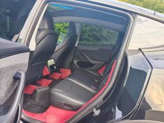 Tesla Model Y Long Range All-Wheel Drive Launch Edition - ფოტო 7