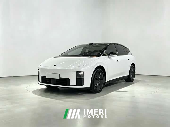 Li Auto i8 Standard Edition - ავტომობილი ჩინეთიდან