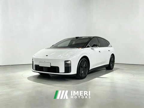 2026 Li Auto i8 Standard Edition - автомобиль из Китая