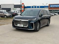Voyah Lantu Dreamchaser PHEV AWD Luxury Kunpeng Edition - photo 1
