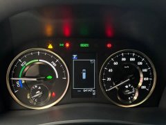Lexus LM 300h 7-Seater Elegant Edition - ფოტო 13