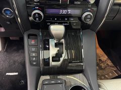 Lexus LM 300h 7-Seater Elegant Edition - ფოტო 15