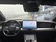 BYD Sealion 07 EV 550 AWD Smart Navigation Edition - ფოტო 9