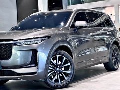 Li Auto ONE Extended Range 6-Seater - ფოტო 7