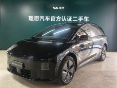 Li Auto i8 Standard Edition - ფოტო 1
