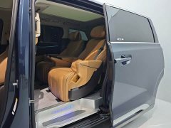 Denza D9 DM-i 1050 Premium - ფოტო 9