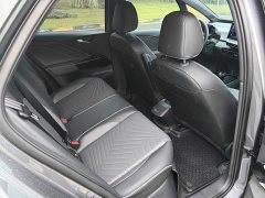 Volkswagen ID.3 Outstanding Edition - ფოტო 13