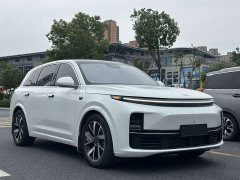 Li Auto L7 Pro - ფოტო 3