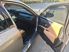 Lexus ES 200 Excellence Edition - ფოტო 19
