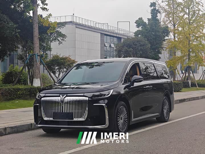 Voyah Lantu Dreamchaser PHEV AWD Excellence Kunpeng Edition