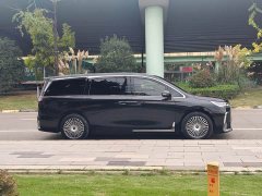 Voyah Lantu Dreamchaser PHEV AWD Excellence Kunpeng Edition - фото 13