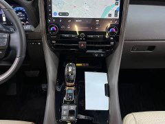 Toyota Vellfire Crown Hybrid 2.5L Ink Gold Executive Edition - photo 17