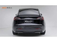 Tesla Model Y Standard Range RWD - фото 4