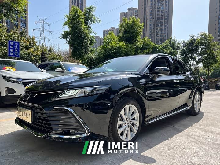 Toyota Camry 2.0G Luxury Edition