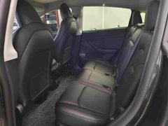 Tesla Model Y Rear-Wheel Drive - ფოტო 5