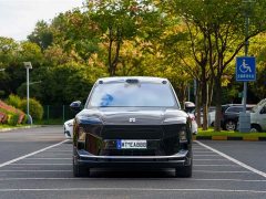 NIO ES8 Six-Seat Executive Luxury Edition - ფოტო 2