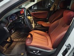 BMW 5 Series 530Li Premier Luxury Package - фото 2