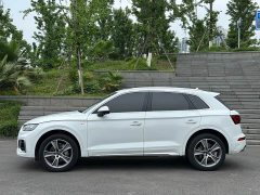 Audi Q5L 45T Luxury Dynamic - ფოტო 5