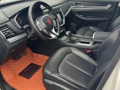 SAIC MG RX8 30T Two-Wheel Drive Elite Flagship - photo 3
