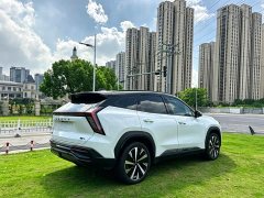 Geely Boyue L 1.5TD DCT Luxury - фото 4