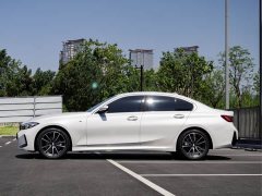 BMW 3 Series 325i M Sport Package - ფოტო 2