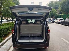 Buick GL8 Land Business Class Comfort Edition - ფოტო 12