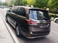 Buick GL8 Land Business Class Comfort Edition - ფოტო 5