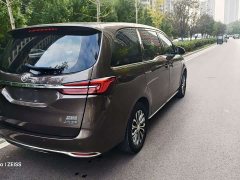 Buick GL8 Land Business Class Comfort Edition - ფოტო 6