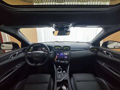 Lynk & Co 03 1.5T DCT Pro - ფოტო 13